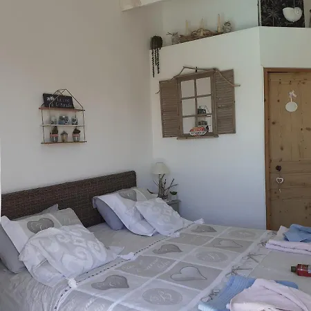 La Thomalie Couette-café